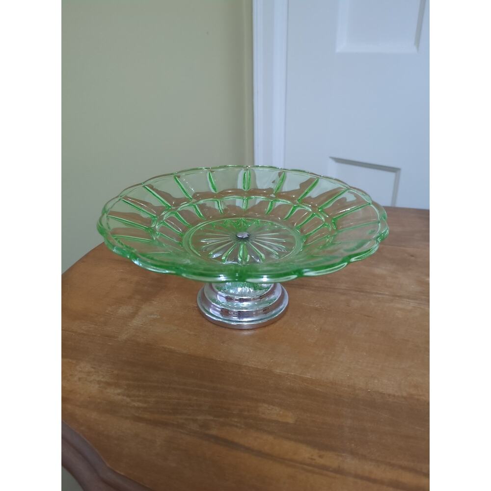 Vintage 9" Green Depression Glass Cake Fruit Stand With Plated Pedestal